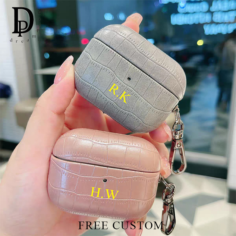 Monogram Keychain Leather - Custodia per efono in pelle di
